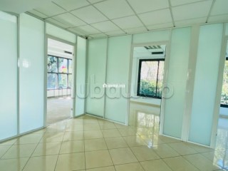 Bureaux à louer à Oasis. Surface de 138 m² - Villa à louer - Casablanca