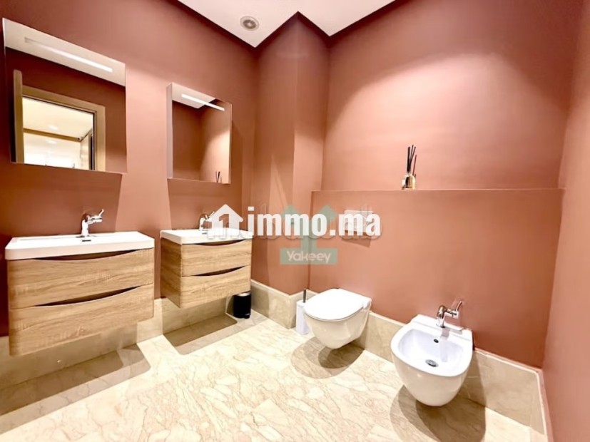 Magnifique appartement 3 chambres espace personnels a vendre sur Oasis 166m2,
2 places au parking - Vente Immobilier - Casablanca - photo 8