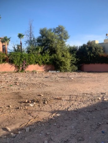 terrain-targa-zone-villa-superficie-600-m2-big-0