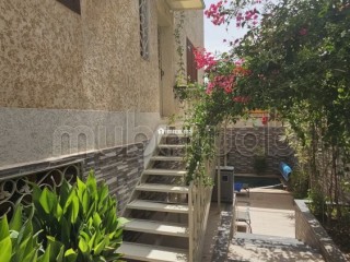 Maison a vendre Route Casablanca 9 grandes pièces Bien meublé idéal pour faire une maison d’hôtes - Maison à vendre - Marrakech