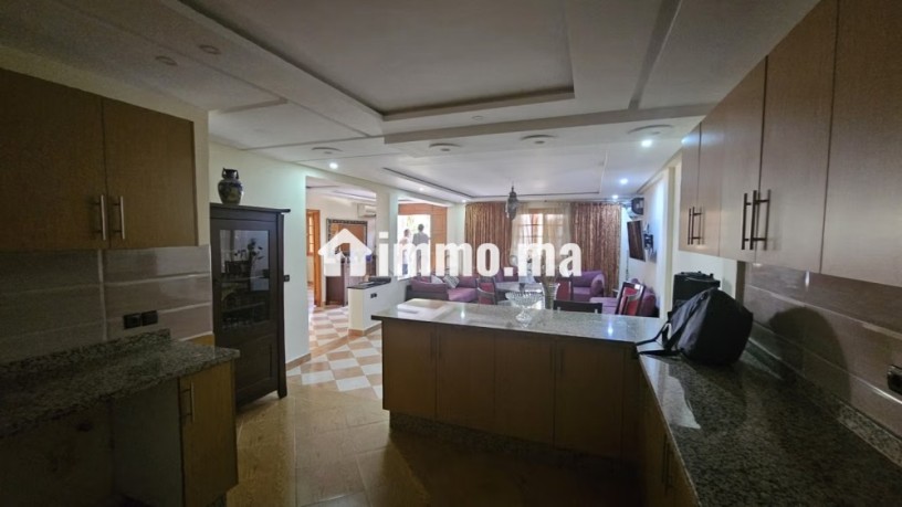 maison-a-vendre-route-casablanca-9-grandes-pieces-bien-meuble-ideal-pour-faire-une-maison-dhotes-big-17