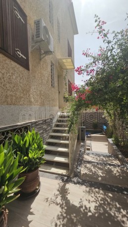 maison-a-vendre-route-casablanca-9-grandes-pieces-bien-meuble-ideal-pour-faire-une-maison-dhotes-big-7