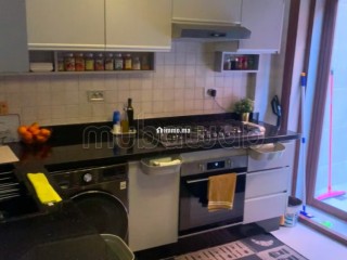 Apparemment 2 ch RDC à vendre entièrement rénové meublé neuf à Guéliz. Surface de 157 m² avec cour anglaise - Appartement à vendre - Marrakech