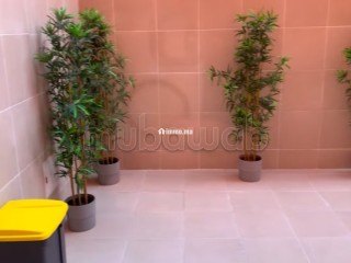 Apparemment 2 ch RDC à vendre entièrement rénové meublé neuf à Guéliz. Surface de 157 m² avec cour anglaise - Appartement à vendre - Marrakech