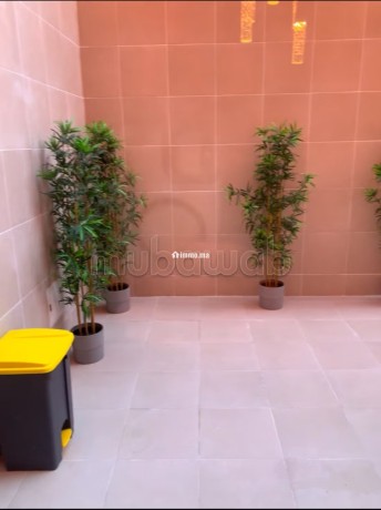 apparemment-2-ch-rdc-a-vendre-entierement-renove-meuble-neuf-a-gueliz-surface-de-157-m2-avec-cour-anglaise-big-11