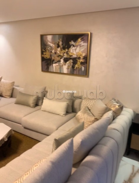 Beau duplex en RDC à vendre meublé a Victor Hugo Surface totale 97 m² avec cour anglaise incluse - Vente Immobilier - Marrakech - photo 2