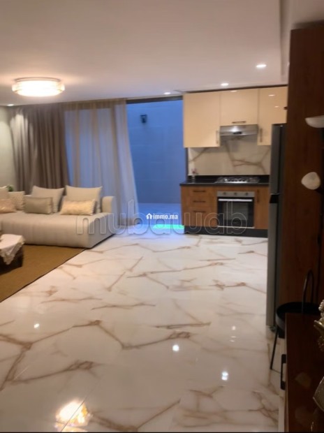 Beau duplex en RDC à vendre meublé a Victor Hugo Surface totale 97 m² avec cour anglaise incluse - Vente Immobilier - Marrakech - photo 3