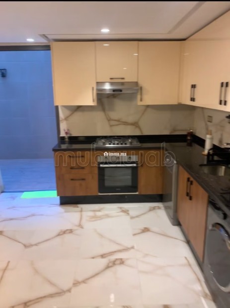 Beau duplex en RDC à vendre meublé a Victor Hugo Surface totale 97 m² avec cour anglaise incluse - Vente Immobilier - Marrakech - photo 6