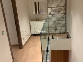 Beau duplex en RDC à vendre meublé a Victor Hugo Surface totale 97 m² avec cour anglaise incluse - Appartement à vendre - Marrakech