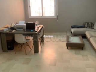 Appartement en vente à Guéliz. Surface de 68 m². Prestation de conciergerie, air conditionné - Appartement à vendre - Marrakech