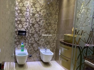 Bel appartement en duplex 156 m2 avec pièces à vivre 100 m2 à vendre à Guéliz. 2 belles chambres - Appartement à vendre - Marrakech
