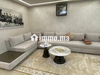 Bel appartement en duplex 156 m2 avec pièces à vivre 100 m2 à vendre à Guéliz. 2 belles chambres - Appartement à vendre - Marrakech