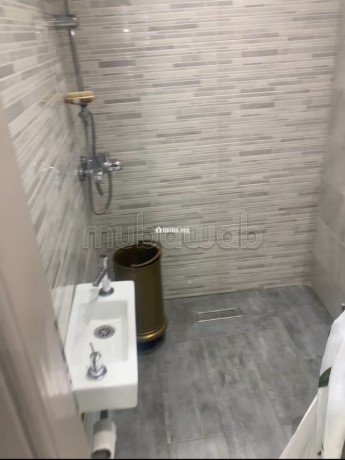 tres-bel-appartement-en-location-longue-duree-uniquement-hopital-militaire-2-belles-chambres-bien-meuble-big-6