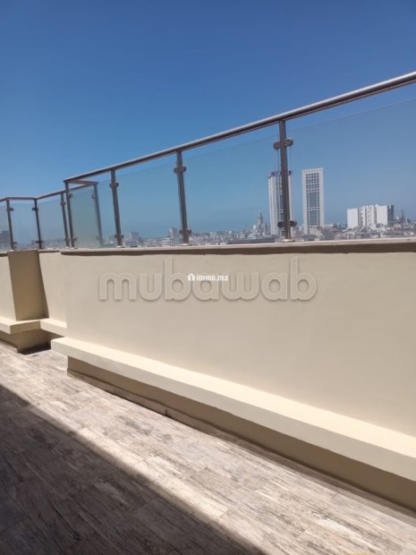 Superbe appartement à louer à Palmier.
Surface totale 170 m².
Avec ascenseur et terrasse - Location Immobilier - Casablanca - photo 4