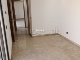 Superbe appartement à louer à Palmier.
Surface totale 170 m².
Avec ascenseur et terrasse - Appartement à louer - Casablanca
