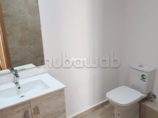 Superbe appartement à louer à Palmier.
Surface totale 170 m².
Avec ascenseur et terrasse - Appartement à louer - Casablanca