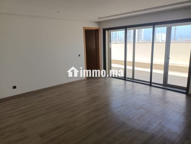 superbe-appartement-a-louer-a-palmier-surface-totale-170-m2-avec-ascenseur-et-terrasse-big-12