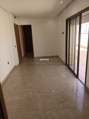 superbe-appartement-a-louer-a-palmier-surface-totale-170-m2-avec-ascenseur-et-terrasse-big-7