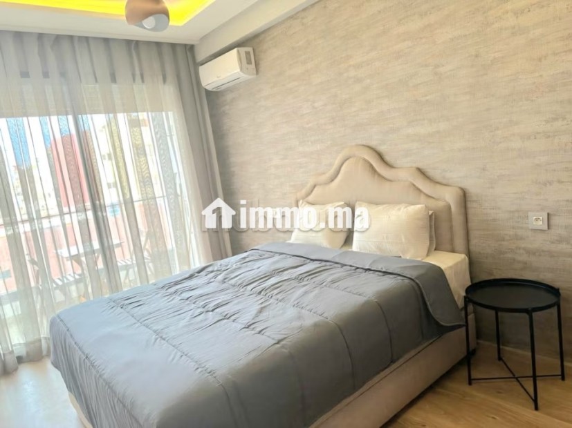 Investissement Idéal: Studio Meublé Haut Standing avec Garage à Maarif Extension - Location Immobilier - Casablanca - photo 2
