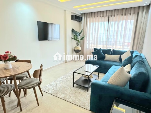 investissement-ideal-studio-meuble-haut-standing-avec-garage-a-maarif-extension-big-0