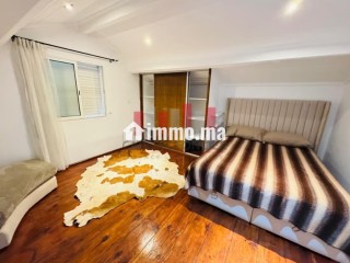 Magnifique villa à louer à Anfa. 3 belles chambres. Meublé - Villa à louer - Casablanca