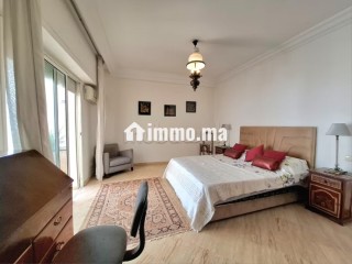 Super Appartement au coeur de Racine rue Calme - Appartement à louer - Casablanca