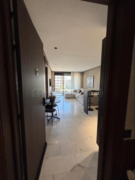 Bel appartement en location à Franceville. Surface totale 59 m². Bien meublé - Location Immobilier - Casablanca - photo 2