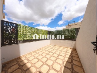 Appartement à l'achat à Hay Atlas. 4 grandes pièces. Garage et terrasse - Appartement à vendre - Fes