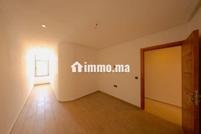 appartement-a-lachat-a-hay-atlas-4-grandes-pieces-garage-et-terrasse-big-12