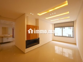 Appartement en vente à Hay Atlas. 4 pièces confortables. Parking et ascenseur - Appartement à vendre - Fes