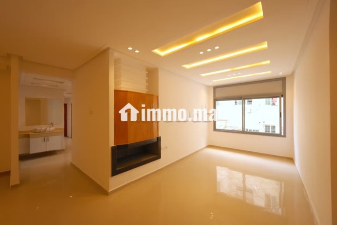 appartement-en-vente-a-hay-atlas-4-pieces-confortables-parking-et-ascenseur-big-8