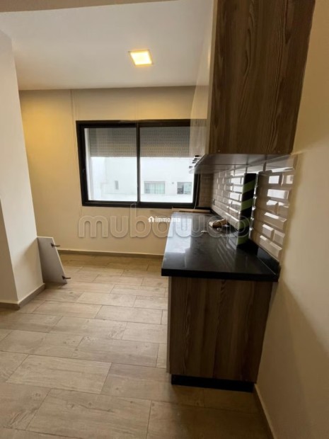 Appartement en location à Les princesses. 4 grandes pièces. Fenêtres double vitrage et chauffage central - Location Immobilier - Casablanca - photo 7