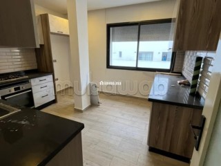 Appartement en location à Les princesses. 4 grandes pièces. Fenêtres double vitrage et chauffage central - Appartement à louer - Casablanca