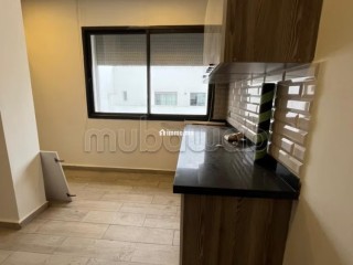 Appartement en location à Les princesses. 4 grandes pièces. Fenêtres double vitrage et chauffage central - Appartement à louer - Casablanca