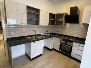 Appartement en location à Les princesses. 4 grandes pièces. Fenêtres double vitrage et chauffage central - Appartement à louer - Casablanca