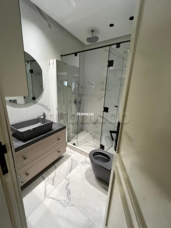 appartement-en-location-a-les-princesses-4-grandes-pieces-fenetres-double-vitrage-et-chauffage-central-big-12