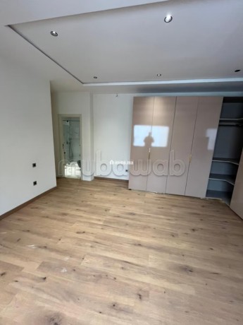 appartement-en-location-a-les-princesses-4-grandes-pieces-fenetres-double-vitrage-et-chauffage-central-big-17