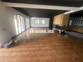 Villa à rafraîchir au quartier Paranfa - Villa à vendre - Casablanca