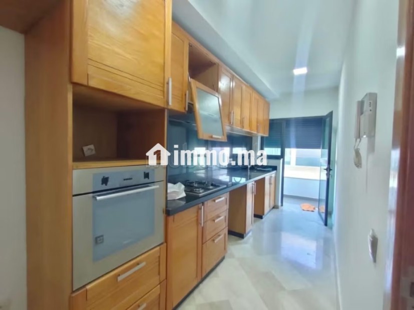 Très bel appartement en location à Ferme Bretonne Hay Arraha. 2 belles chambres. Conciergerie à disposition, système de climatisation - Location Immobilier - Casablanca - photo 1