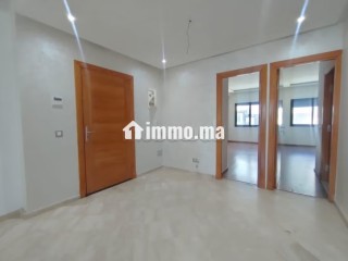 Très bel appartement en location à Ferme Bretonne Hay Arraha. 2 belles chambres. Conciergerie à disposition, système de climatisation - Appartement à louer - Casablanca