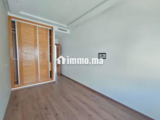 Très bel appartement en location à Ferme Bretonne Hay Arraha. 2 belles chambres. Conciergerie à disposition, système de climatisation - Appartement à louer - Casablanca