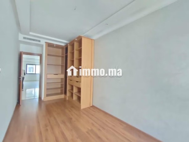 tres-bel-appartement-en-location-a-ferme-bretonne-hay-arraha-2-belles-chambres-conciergerie-a-disposition-systeme-de-climatisation-big-3