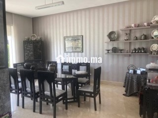 Splendide villa à vendre à Bouskoura labissa. 4 belles chambres. Tout confort avec piscine et cheminée - Villa à vendre - Bouskoura