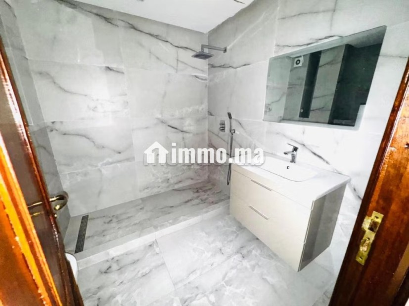 Location Appartement Vide RACINE Casablanca 4CH - Location Immobilier - Casablanca - photo 8