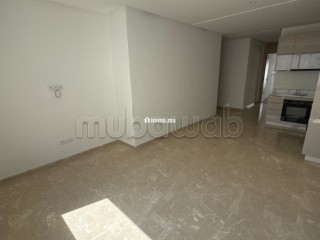 Superbe appartement à vendre à Bourgogne Ouest. 1 belle chambre. Ascenseur et garage - Appartement à vendre - Casablanca