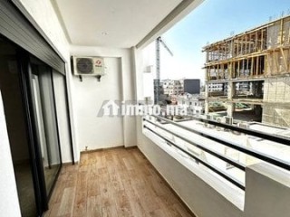 Studio vide quartier Les Hôpitaux terrasse - Appartement à louer - Casablanca