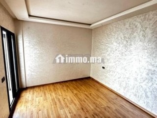 Studio vide quartier Les Hôpitaux terrasse - Appartement à louer - Casablanca