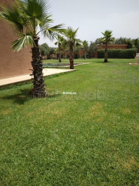 VILLA 360 m2 TITRÉE SUR TERRAIN DE 2000 m2 km29 - Vente Immobilier - Marrakech - photo 4