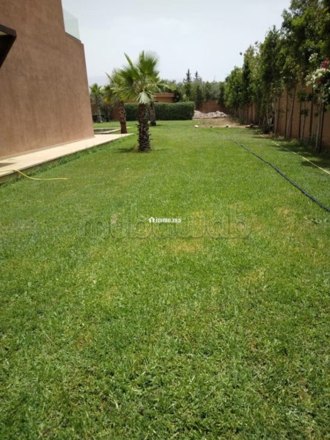 VILLA 360 m2 TITRÉE SUR TERRAIN DE 2000 m2 km29 - Vente Immobilier - Marrakech - photo 5