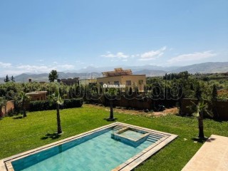 VILLA 360 m2 TITRÉE SUR TERRAIN DE 2000 m2 km29 - Villa à vendre - Marrakech